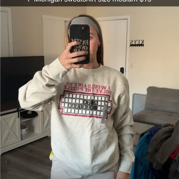 Gray Graphic Sweatshirt - Picture 1 of 1